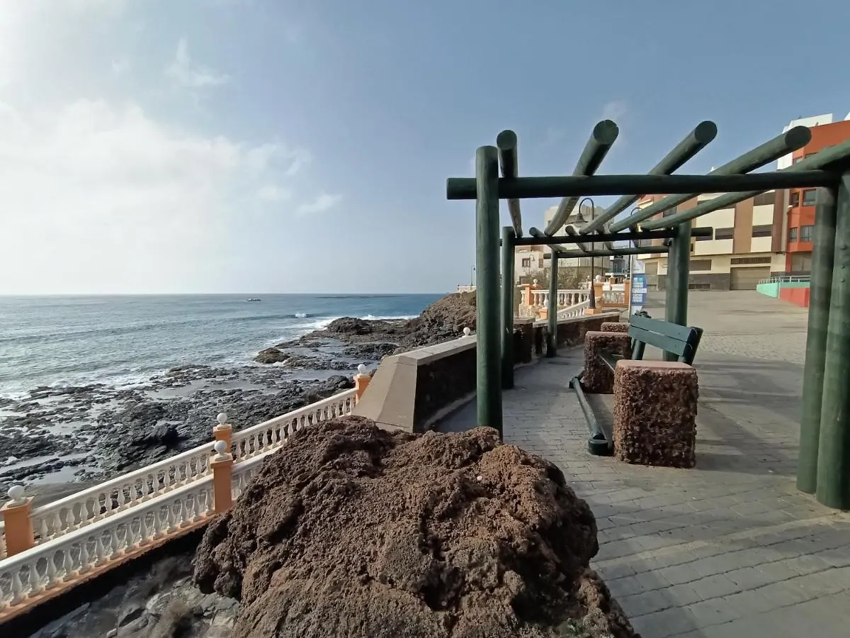 Melenara Beach And Salinetas Beach Telde Apartment